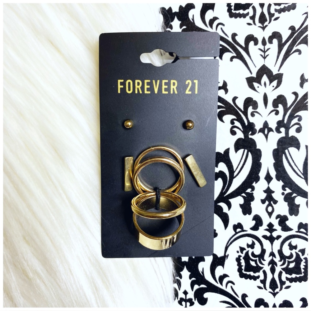 NWT : Forever 21 : size 7 : gold stackable rings + stud and dangle earrings set